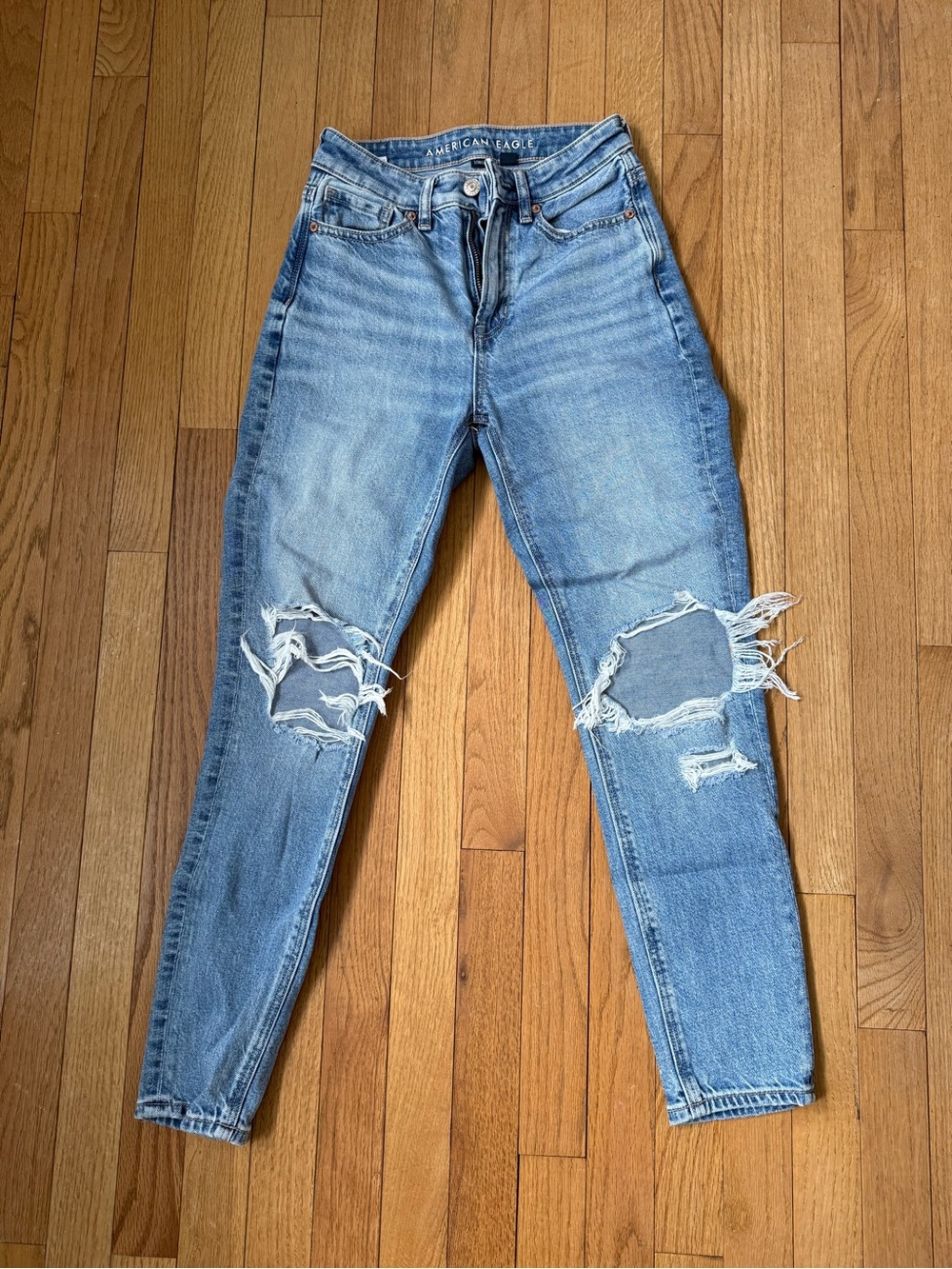American Eagle Outfitters Light Blue Ripped Skinny Jeans